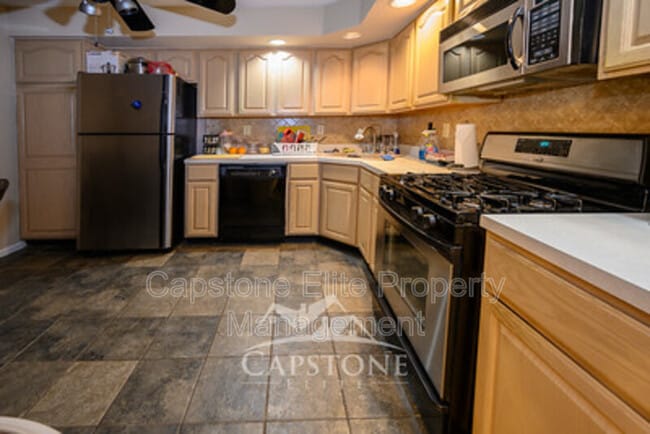 Photo - 48 Marrow St Apartment