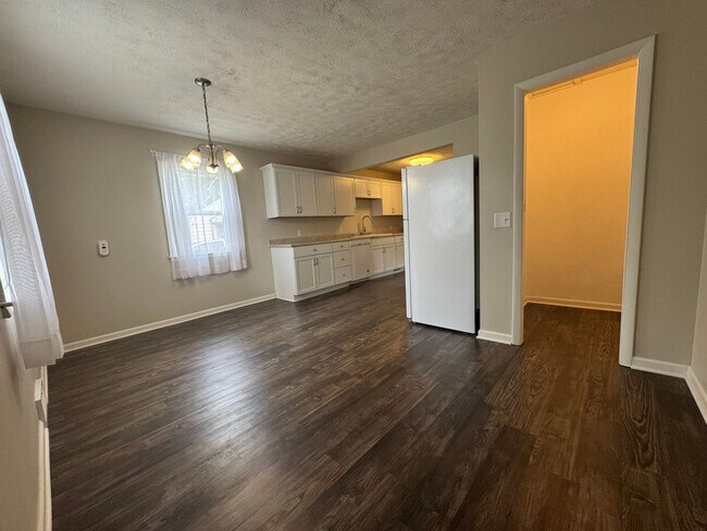 Foto del edificio - Home For Rent Bellevue.