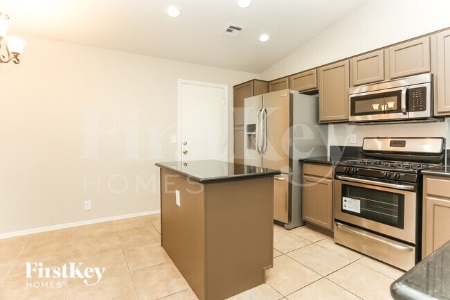 Building Photo - 5008 Camino Del Santo Pkwy