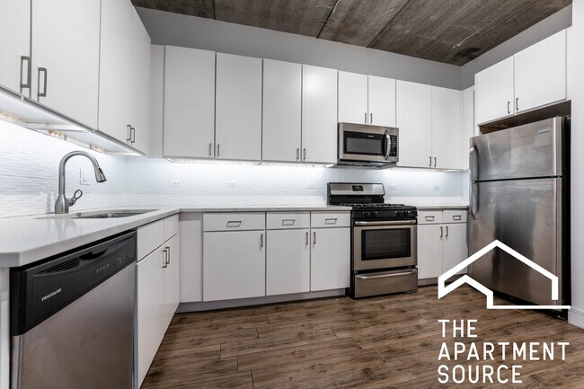Foto del edificio - 2944 N Halsted St