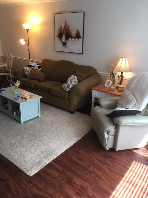Foto principal - 1515 S Lumpkin St