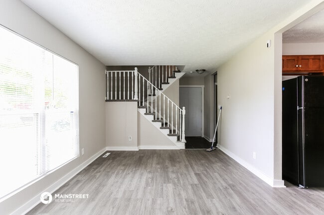 Building Photo - 116 Evergreen Terrace