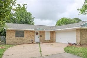 Building Photo - 7422 Oriole St