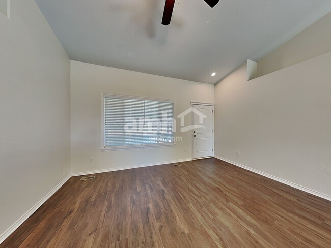 Building Photo - 5318 Worth Way