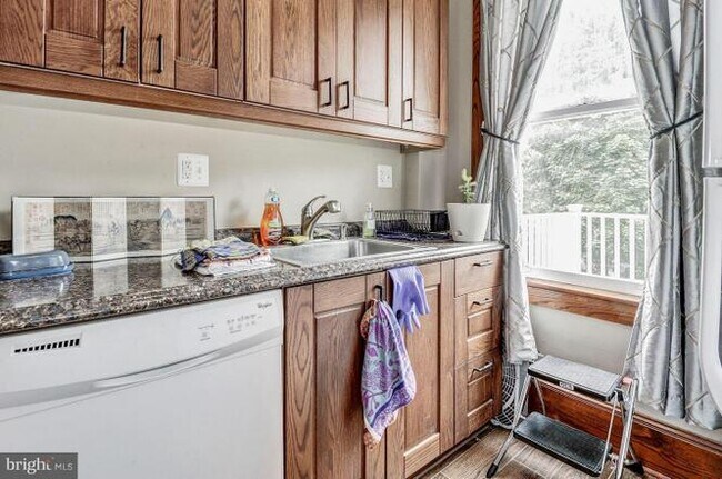 Foto del edificio - 1933 Park Rd NW