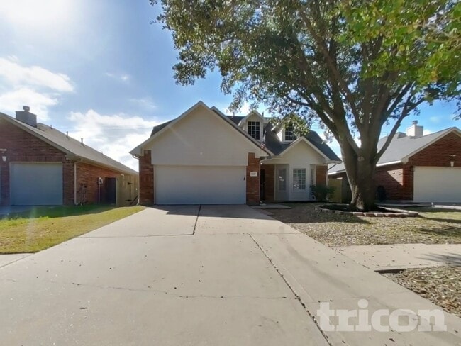 Building Photo - 21207 Woodland Green Dr