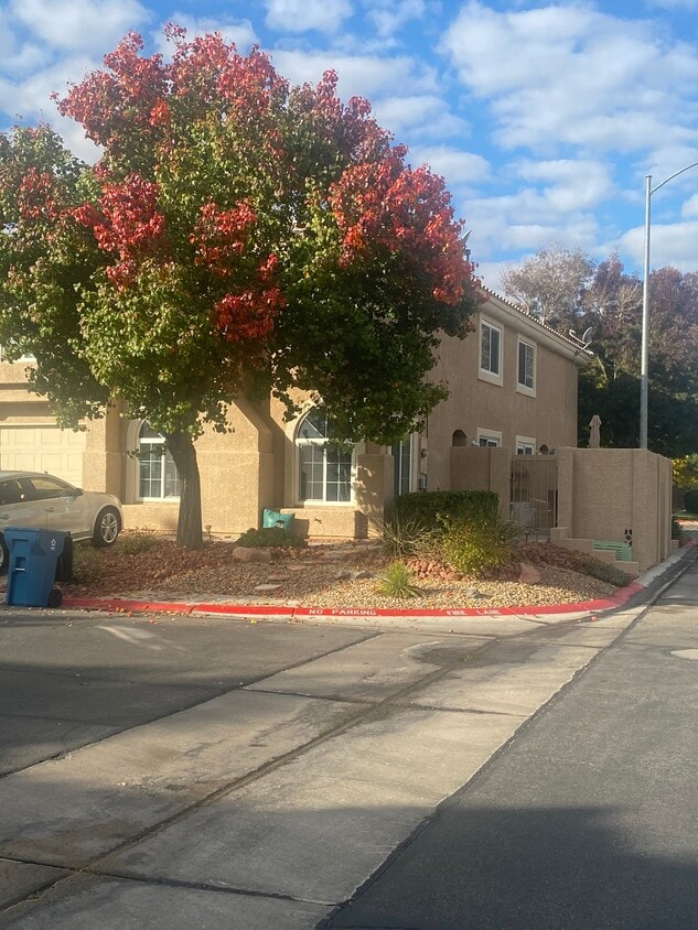 Primary Photo - 9607 Blue Calico Dr