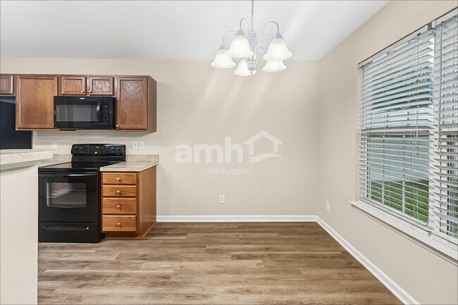 Foto del edificio - 4716 Byers Ridge Dr