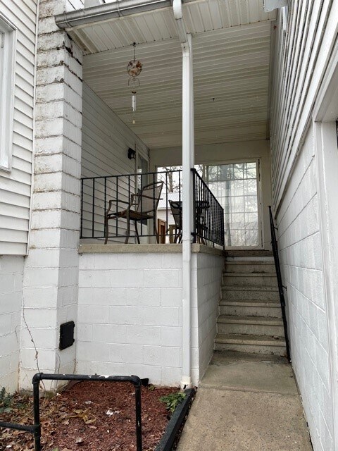 Building Photo - 501 G St