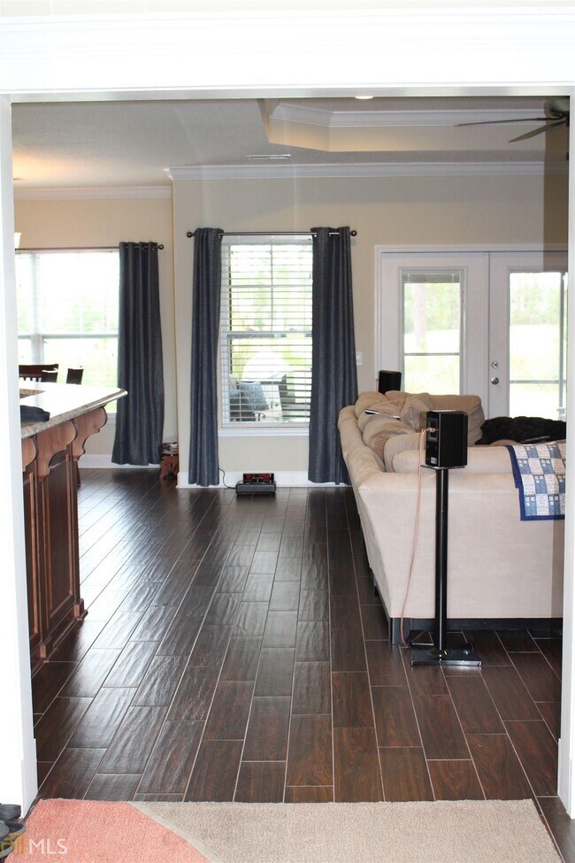 Building Photo - 78 Spyglass