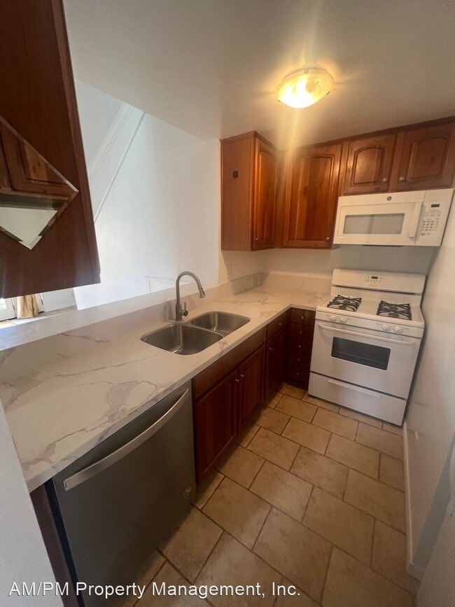 Building Photo - 2 br, 1 bath House - 49 Tangelo #303