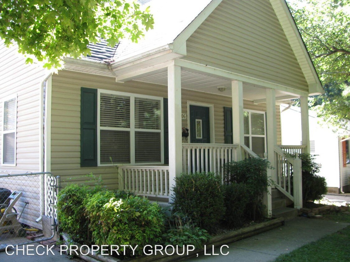 Primary Photo - 9106 Wilson Ave