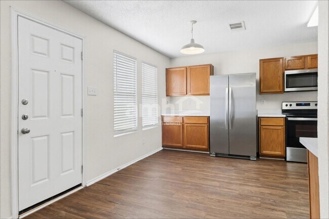 Foto del edificio - 5112 Prestwick Dr