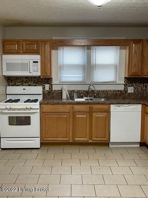 Building Photo - 523 Warnock St