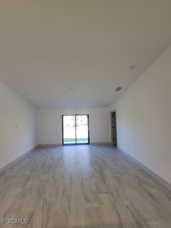 Foto del edificio - 557 Nimitz Blvd