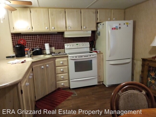 Building Photo - 729 Royal Palm Ave