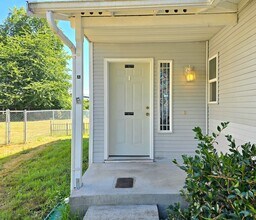 Building Photo - 1205 Frontier Cir E