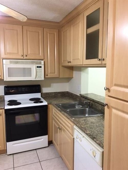 Foto del edificio - 2307 NW 89th Dr