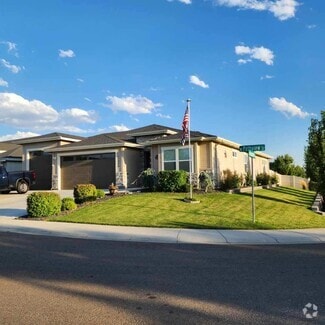 Building Photo - 11555 W Pathview St
