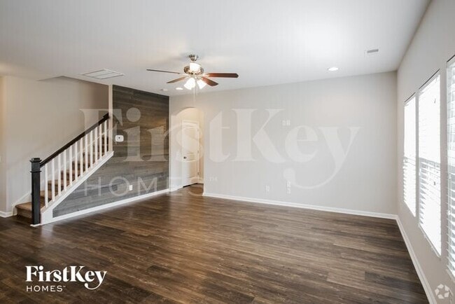 Building Photo - 506 Tarleton Dr