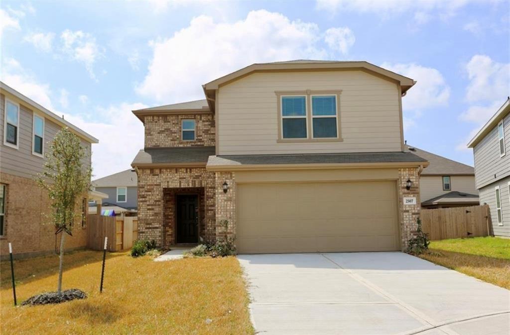 Primary Photo - 2507 Winding Hawthorn Ct.