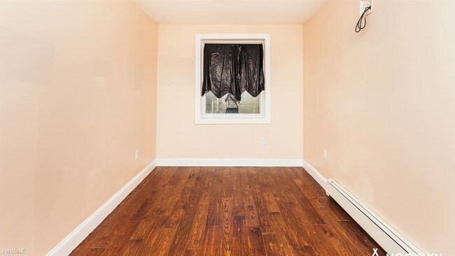 Building Photo - 1146 Dekalb Ave