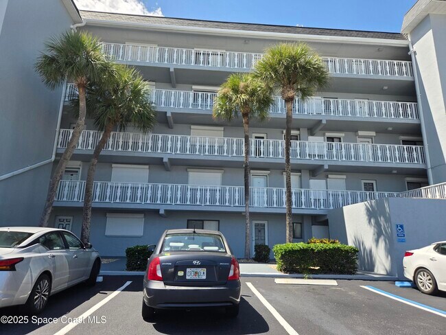 Foto del edificio - 3799 S Banana River Blvd