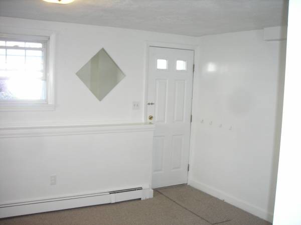 Foto del edificio - 8 Pine Ave