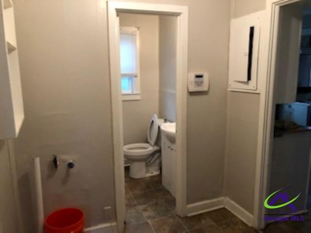 Building Photo - 212 Arnold Blvd