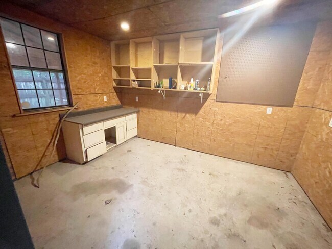 Foto del edificio - 948 Woodyard Rd