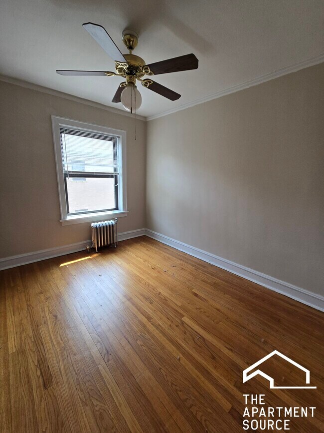 Foto del edificio - 4527 N Paulina St