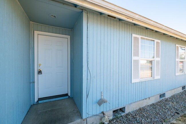 Foto del edificio - Hummingbird Duplex