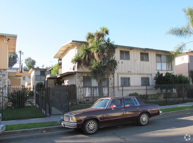 Building Photo - 4004 Palmwood Drive