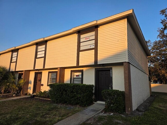 Foto del edificio - 2031 Pine Chace Ct