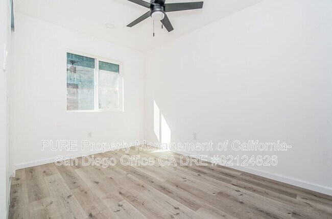 Foto del edificio - 138 Demona Pl