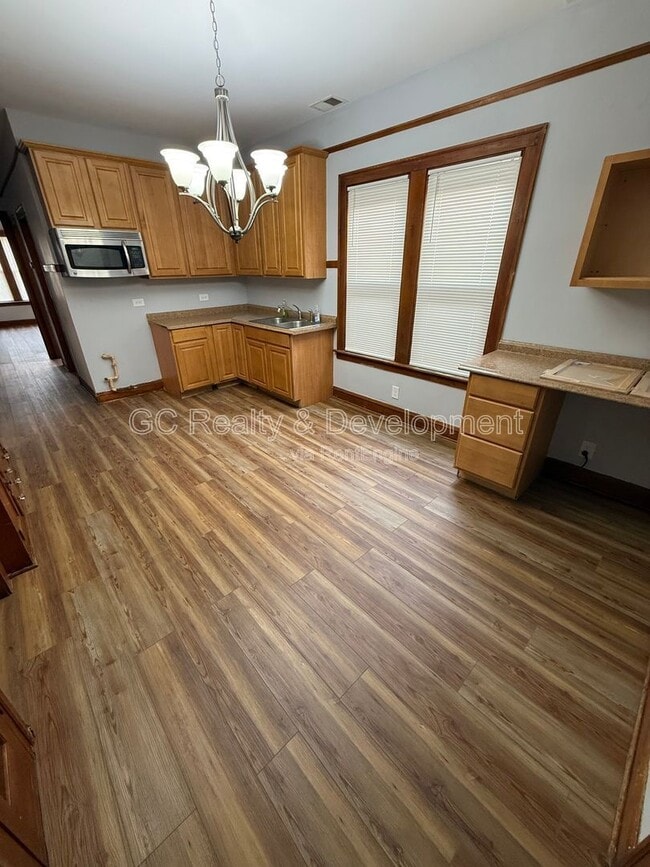 Foto del edificio - 4342 S Whipple St