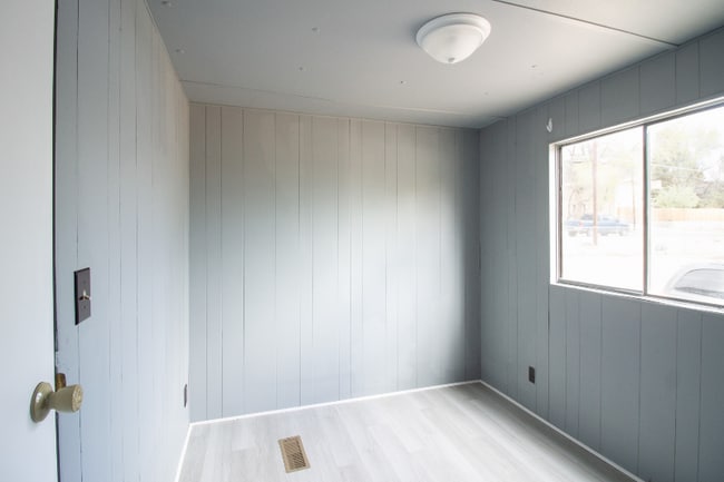 Foto del edificio - 704 Vine Ave