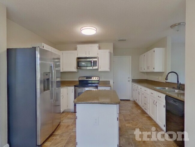 Foto del edificio - 10629 Satinwood Cir