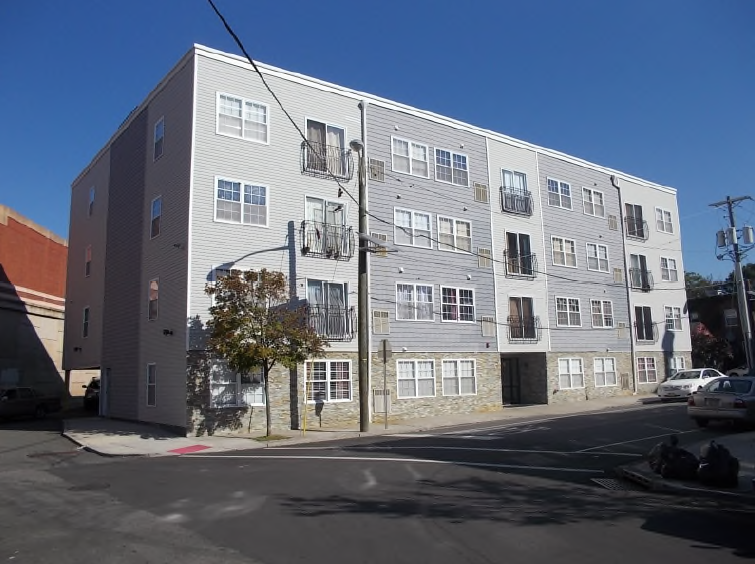Primary Photo - 40 Morris St