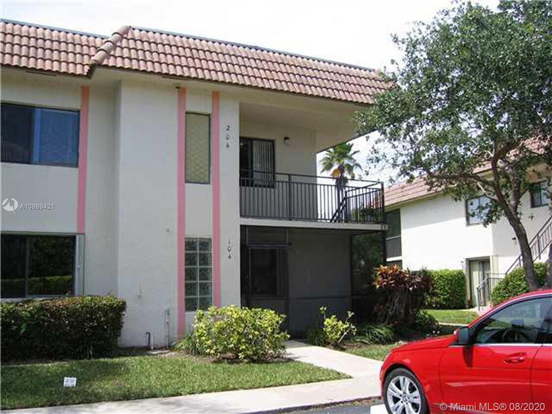 413 Lakeview Dr Unit 104, Weston, FL 33326 Condo for Rent in Weston