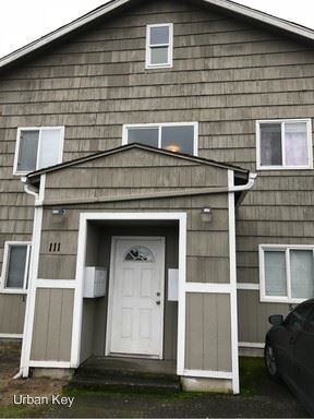 Primary Photo - 111 10th St SE