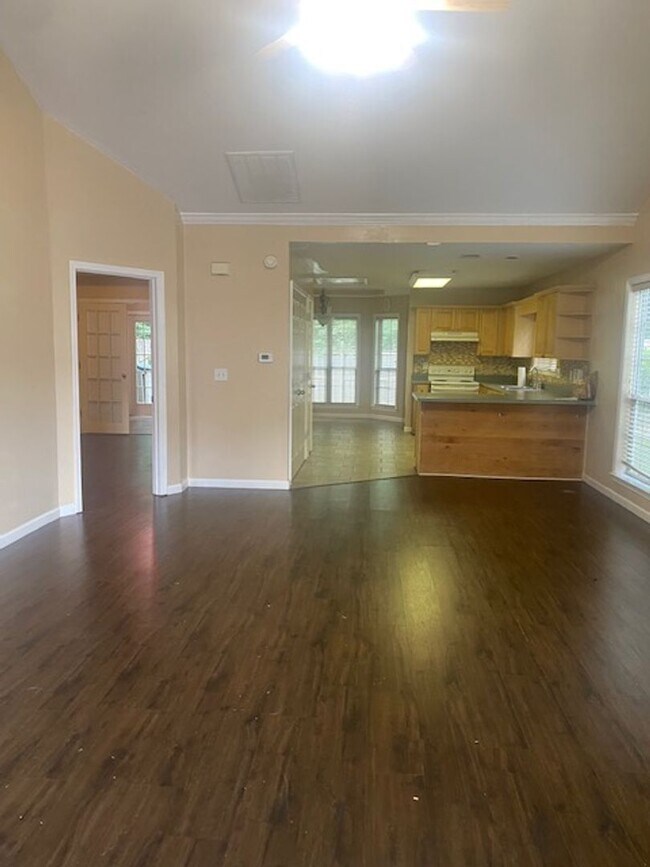 Foto del edificio - 114 Hidden Creek Cove