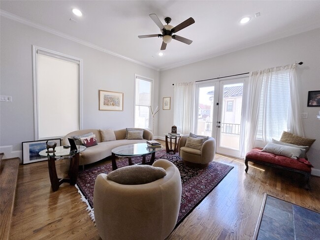 Building Photo - 939 Queen Annes Rd