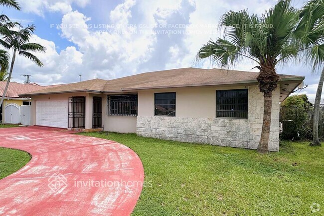 Building Photo - 1411 SW 139th Ave