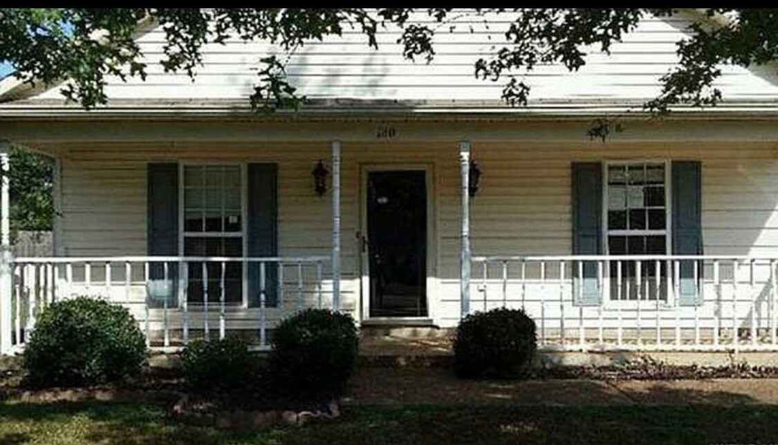 Foto principal - 120 Woods Edge Dr