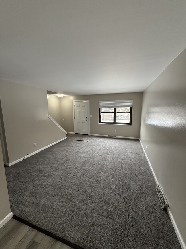 Foto del edificio - 2957 Columbus St