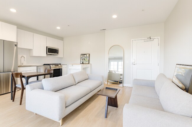 Foto del edificio - 2210 Wisconsin Ave NW