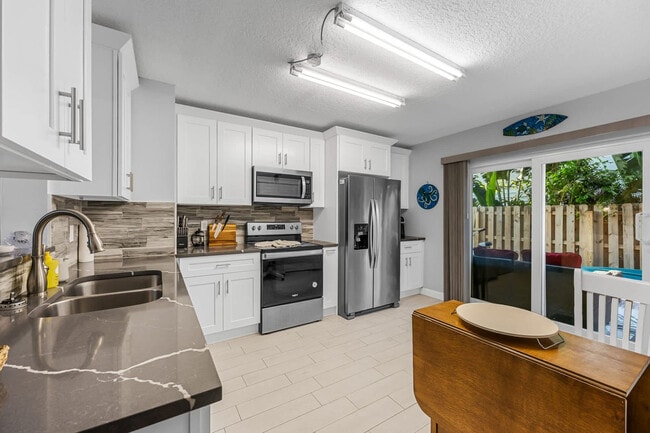 Building Photo - 1277 S Orlando Ave