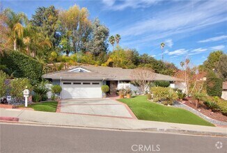 Building Photo - 4865 Winnetka Ave