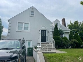 Building Photo - 132 Morristown Rd